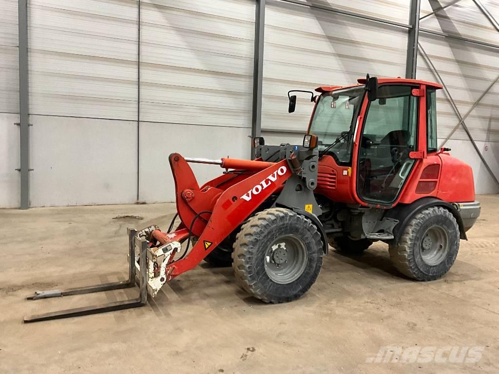 Volvo L 25 F Rataslaadurid