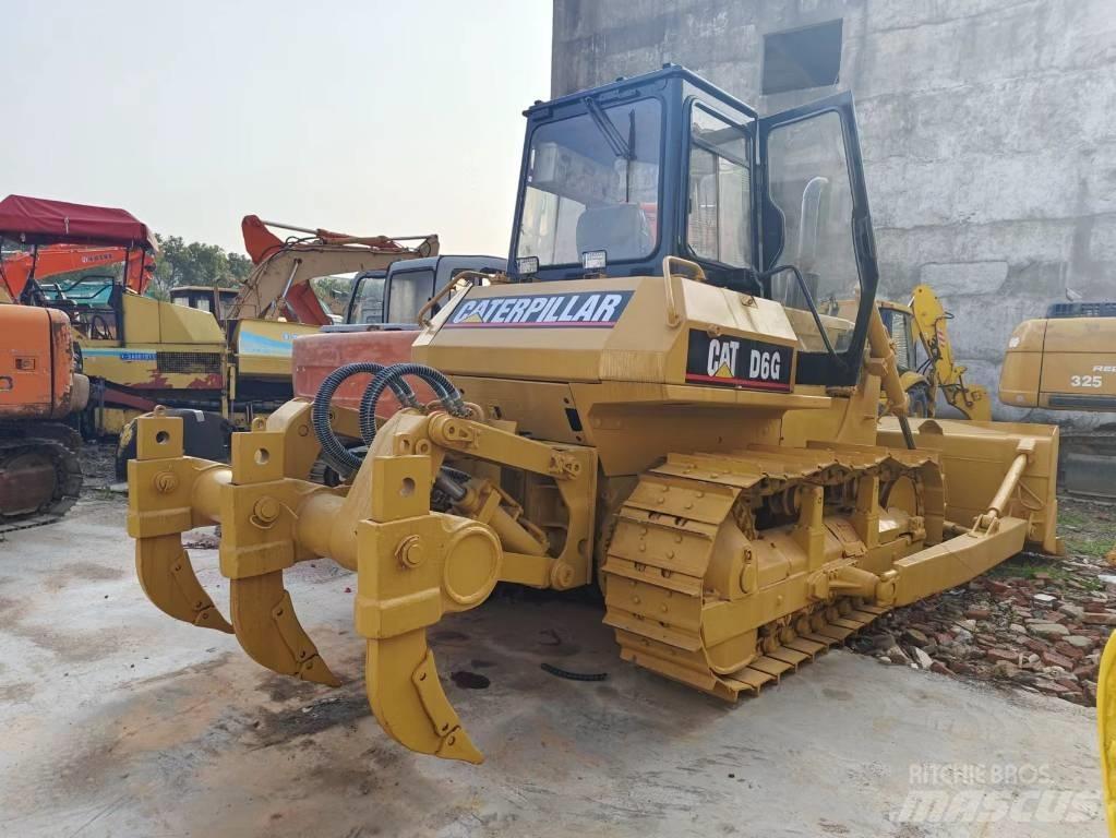 CAT D 6 G Buldooserid