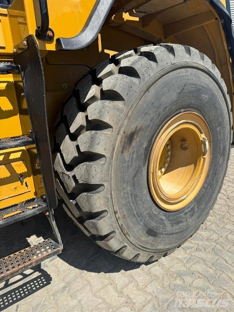 CAT 966 K Rataslaadurid
