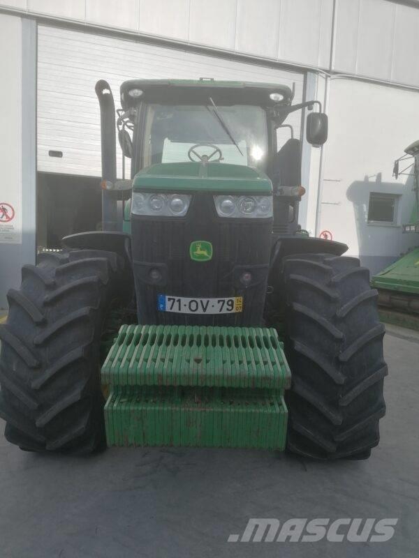 John Deere 7230 R Traktorid