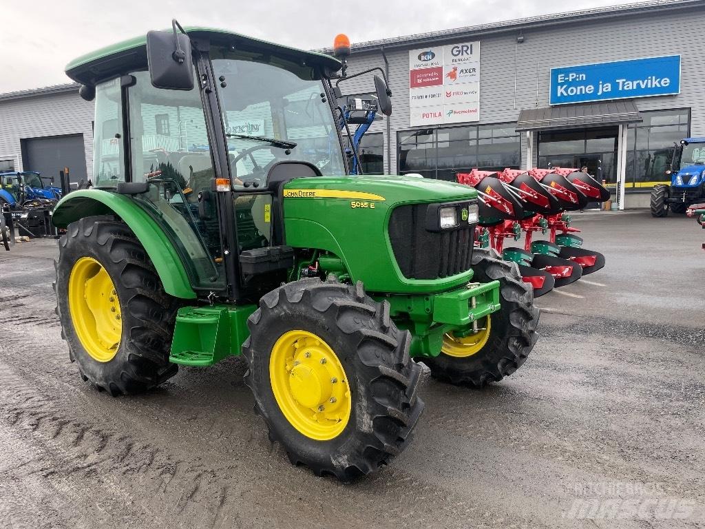 John Deere 5055 E Traktorid