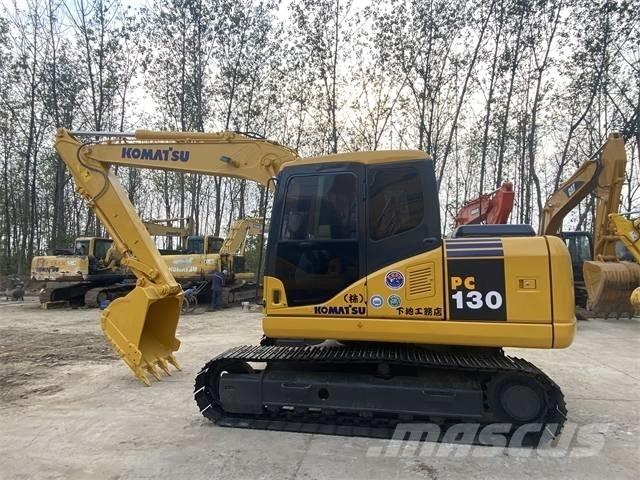Komatsu PC130 Roomikekskavaatorid