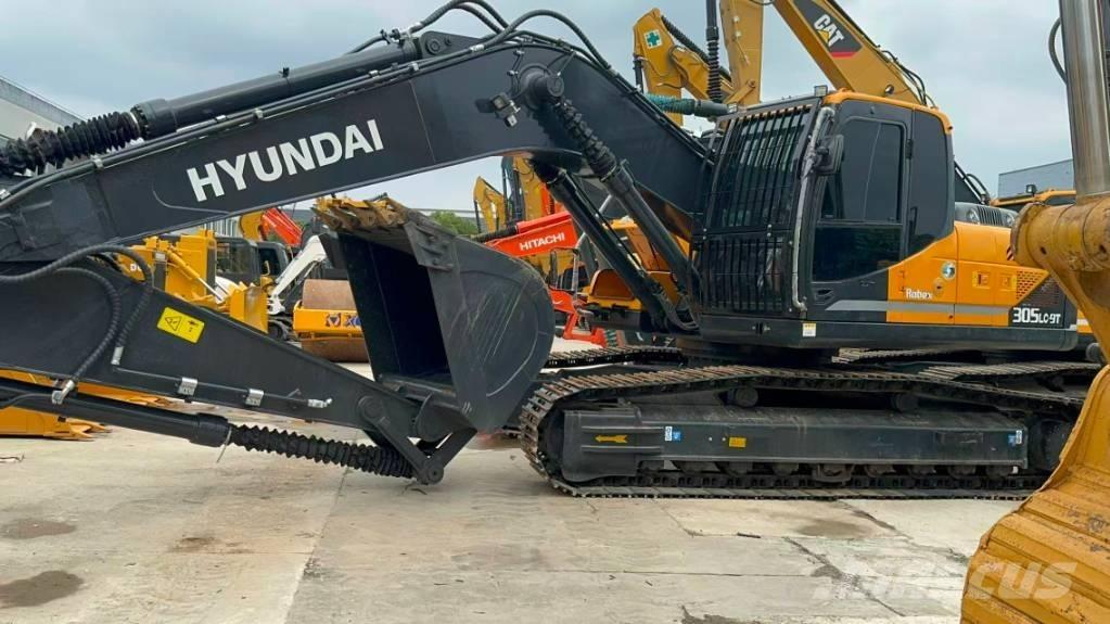 Hyundai 305LC-9T Roomikekskavaatorid