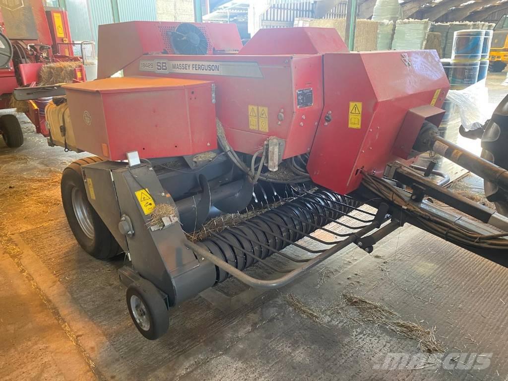 Massey Ferguson 1842 Heinapressid