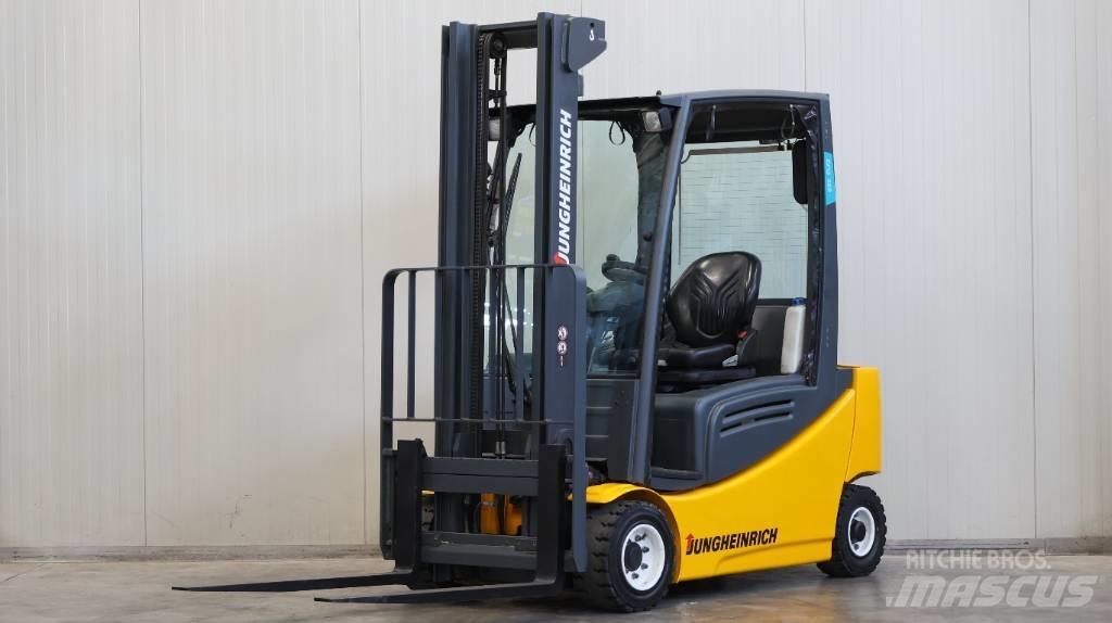 Jungheinrich EFG 320 Elektritõstukid