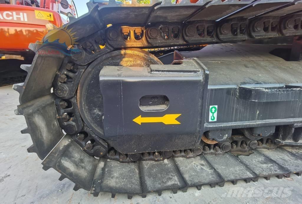 Doosan DX 225 LC Roomikekskavaatorid