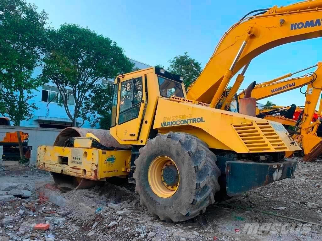 Bomag BW 225 D-3 Tandemrullid