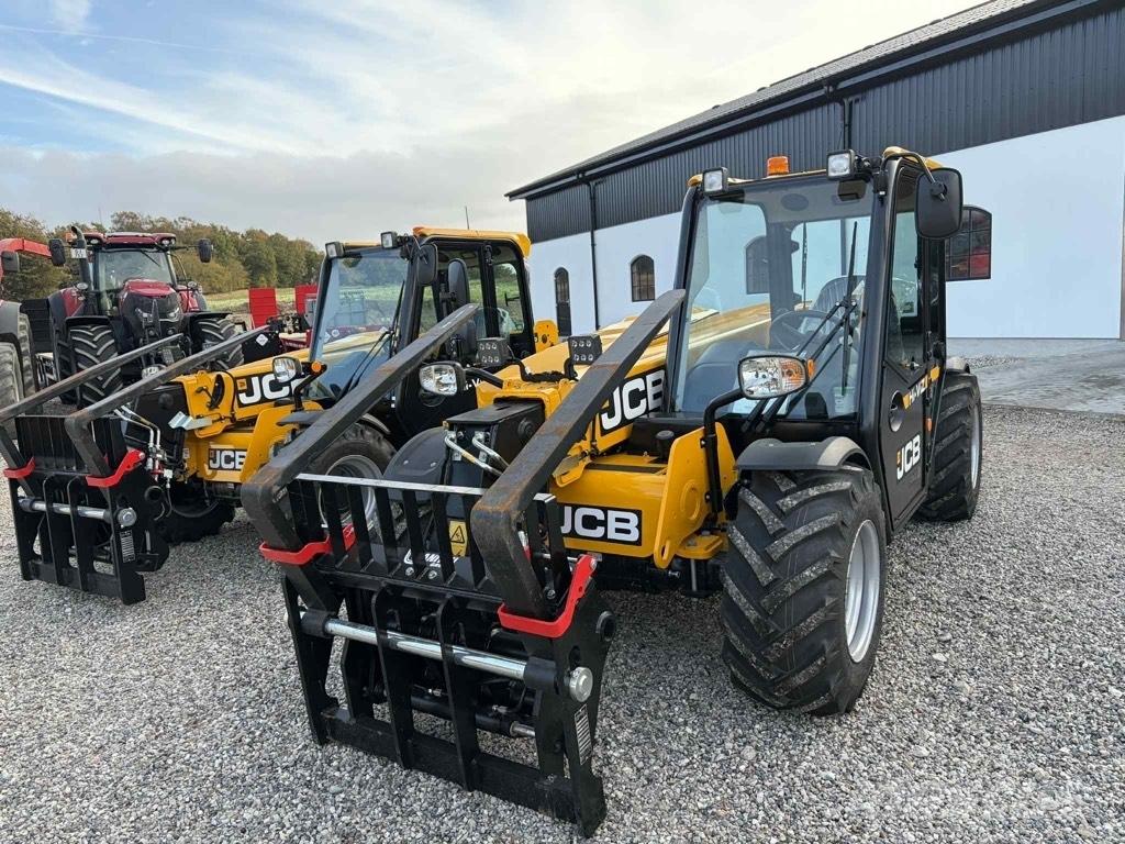 JCB 525-60 Hi-Viz Teleskooplaadurid