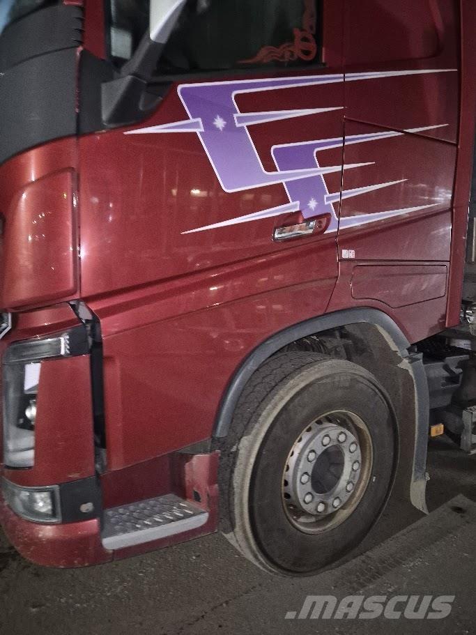 Volvo FH16 8x4  750 Metsaveokid