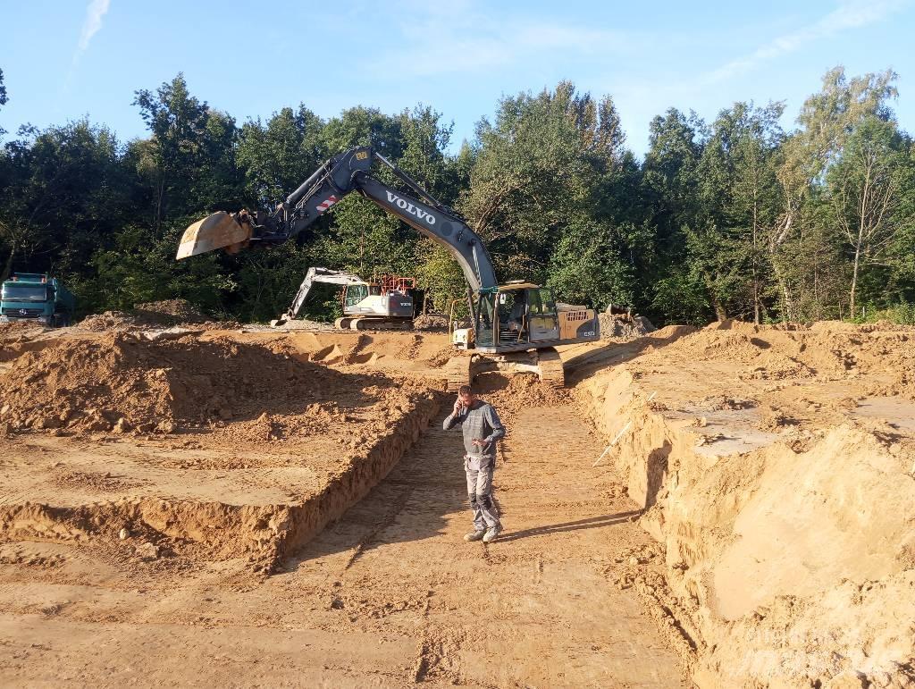 Volvo EC 240 C LD Roomikekskavaatorid