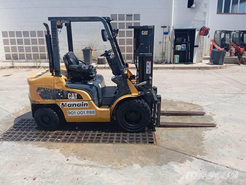 CAT DP 30 NT Diiseltõstukid