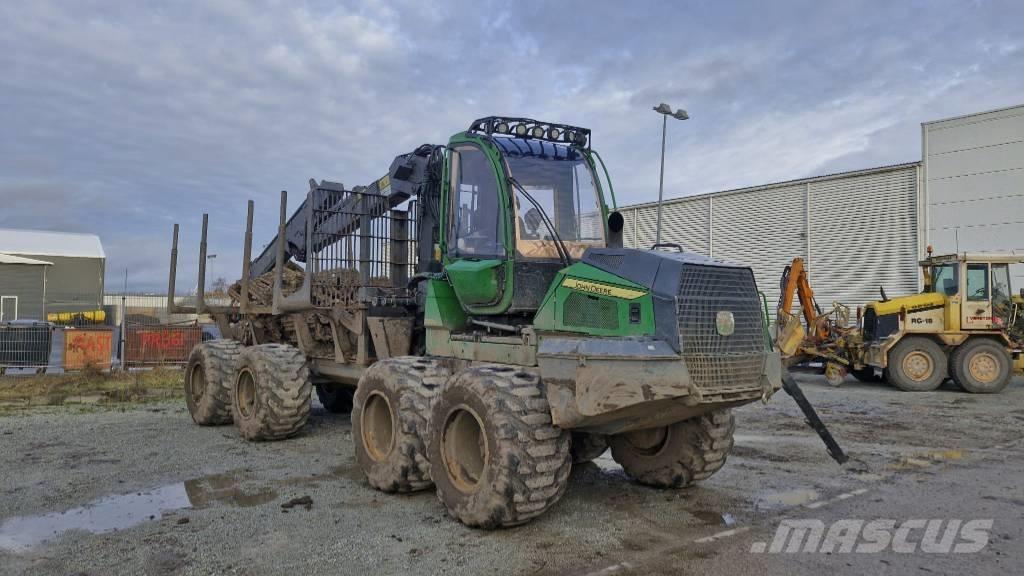 John Deere 1010G Forwarderid