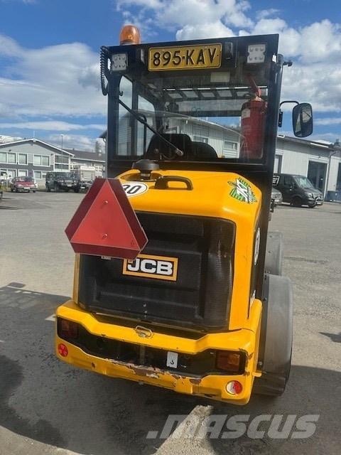 JCB 403 Rataslaadurid