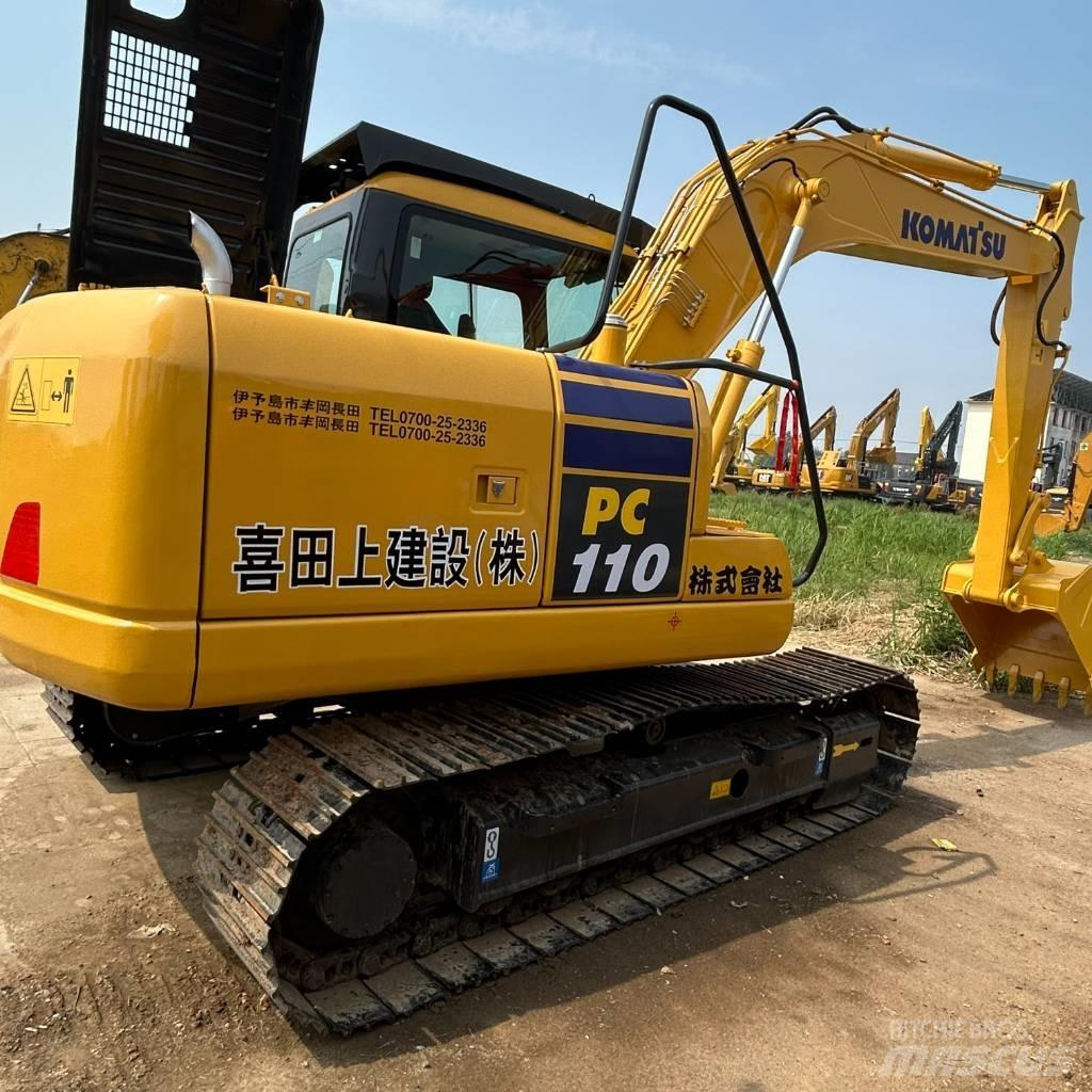 Komatsu 110 Roomikekskavaatorid