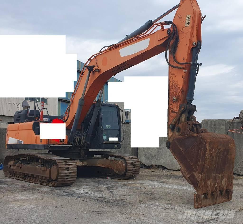 Doosan DX 300 LC-5 Roomikekskavaatorid
