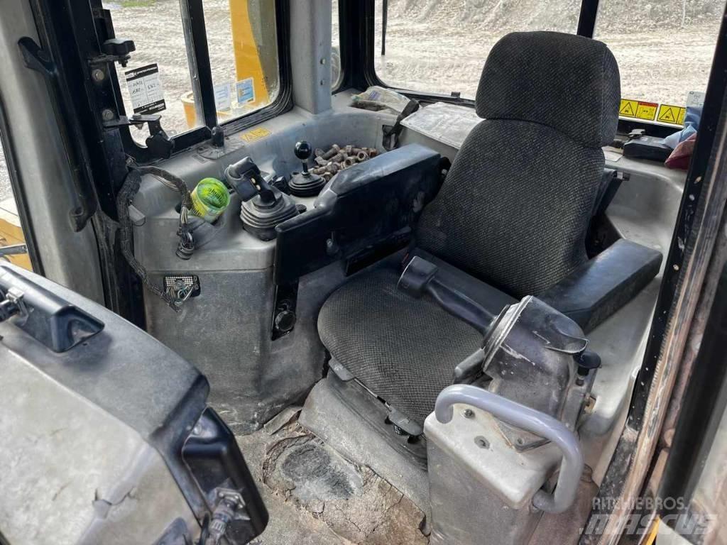 CAT D 6 T LGP Buldooserid