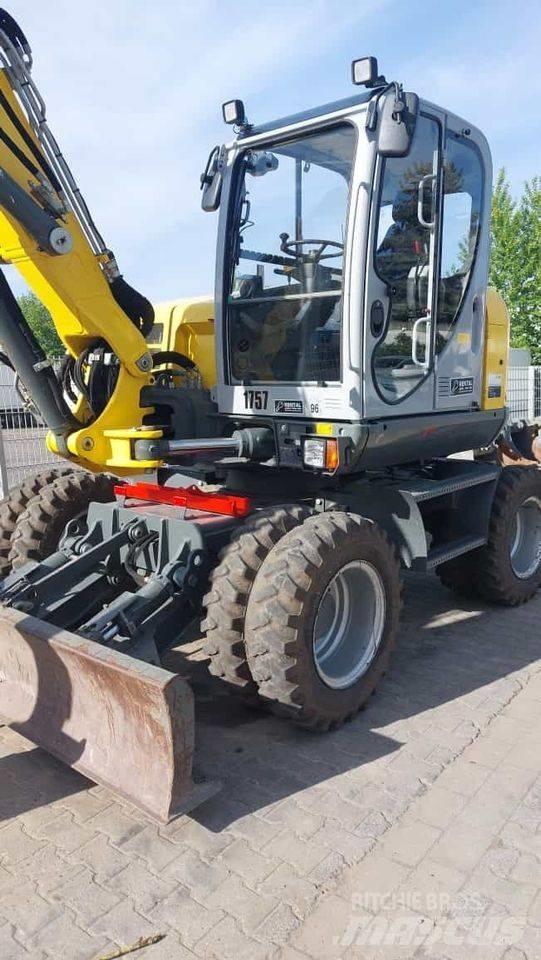 Wacker Neuson EW 100 Ratasekskavaatorid