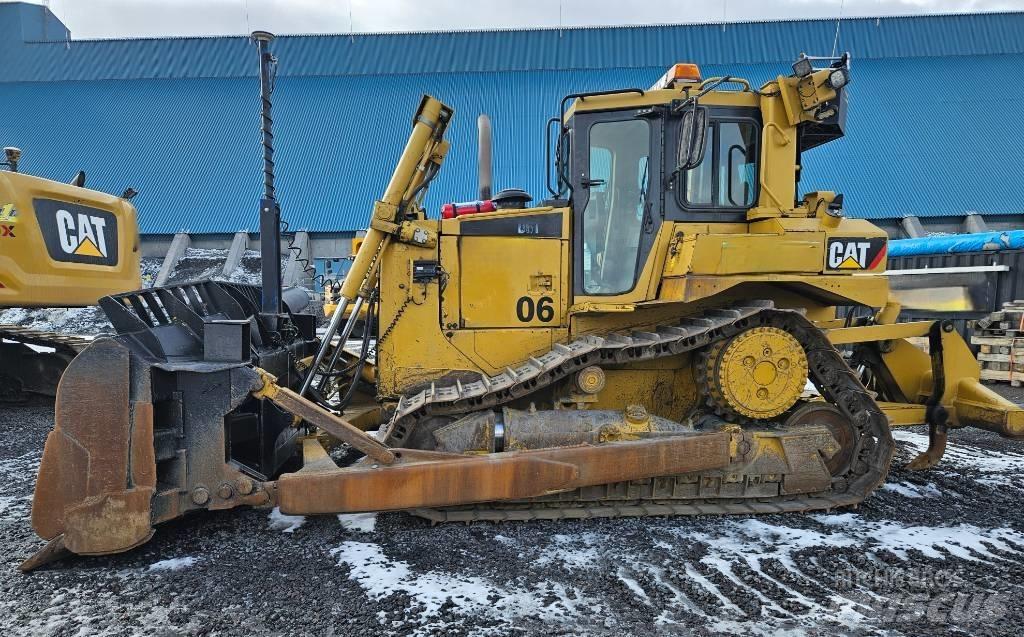 CAT D 6 T XL Buldooserid
