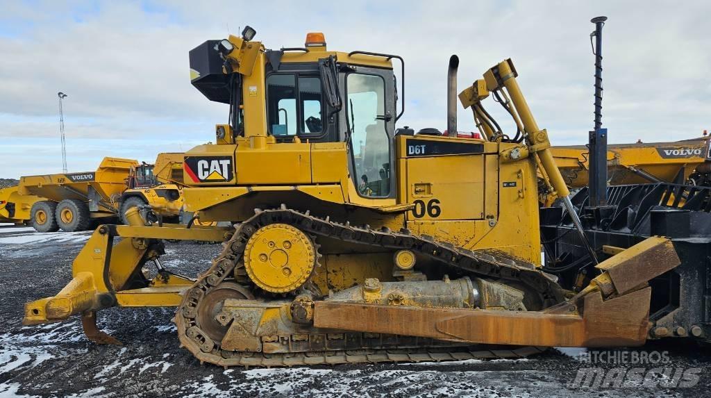 CAT D 6 T XL Buldooserid