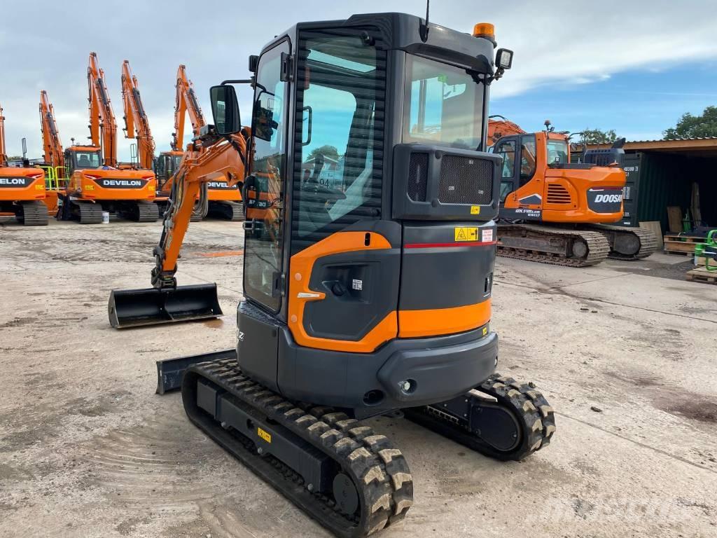 Develon DX 27 Z-7 Miniekskavaatorid < 7 t