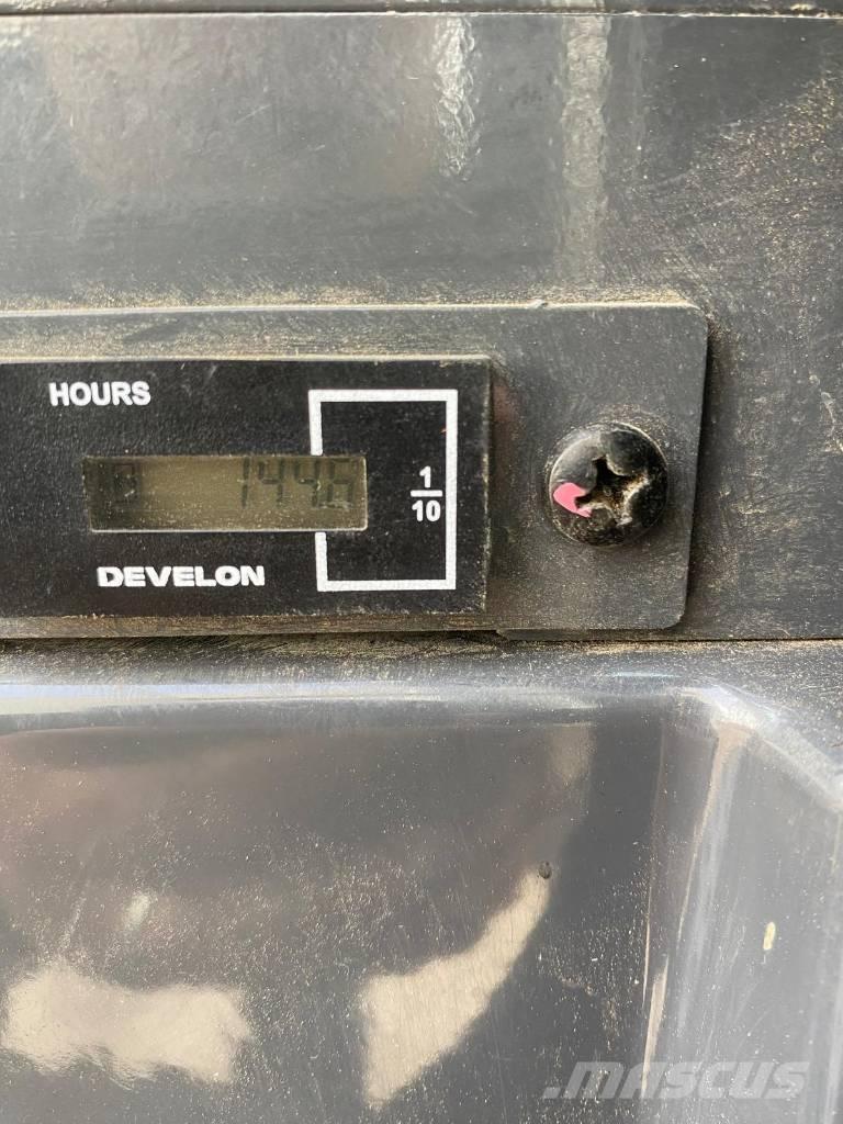 Develon DX 27 Z-7 Miniekskavaatorid < 7 t