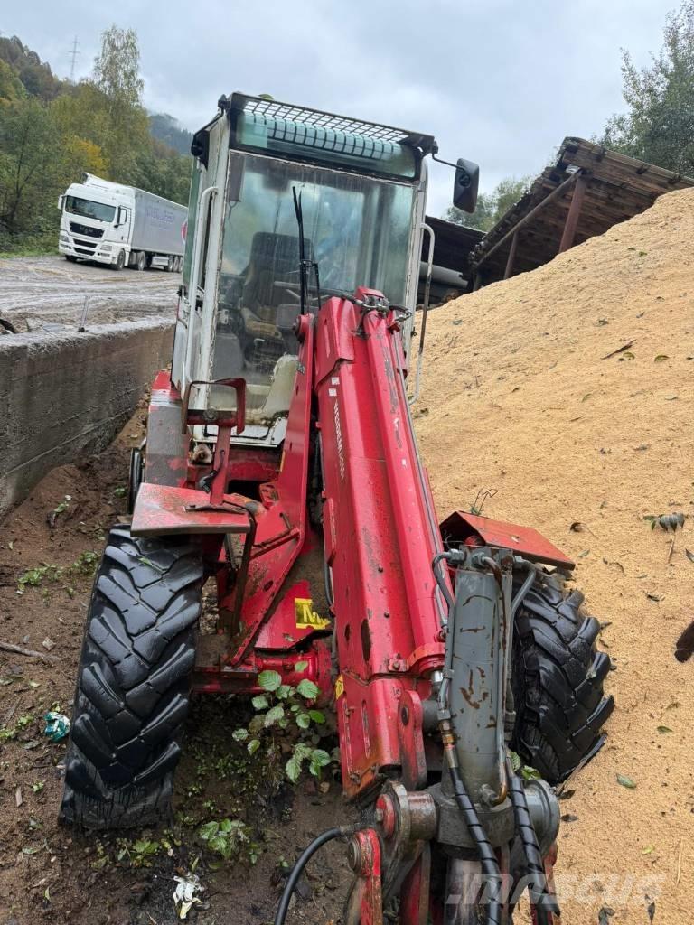 Weidemann 3006 Sillad