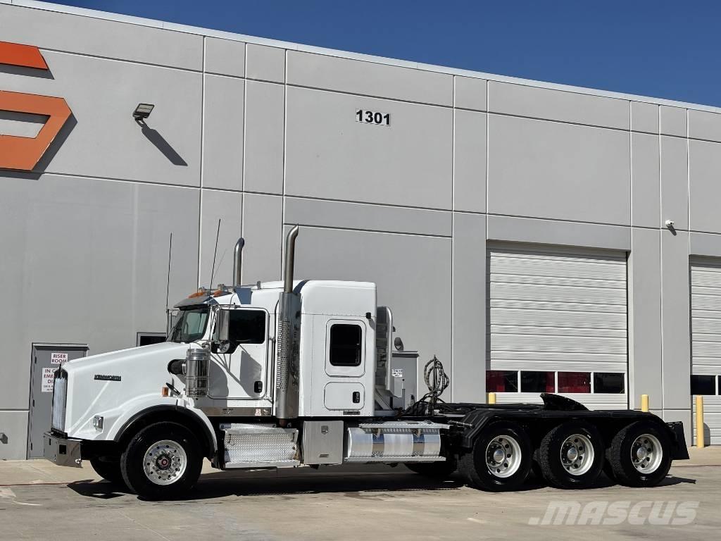 Kenworth T800 Sadulveokid