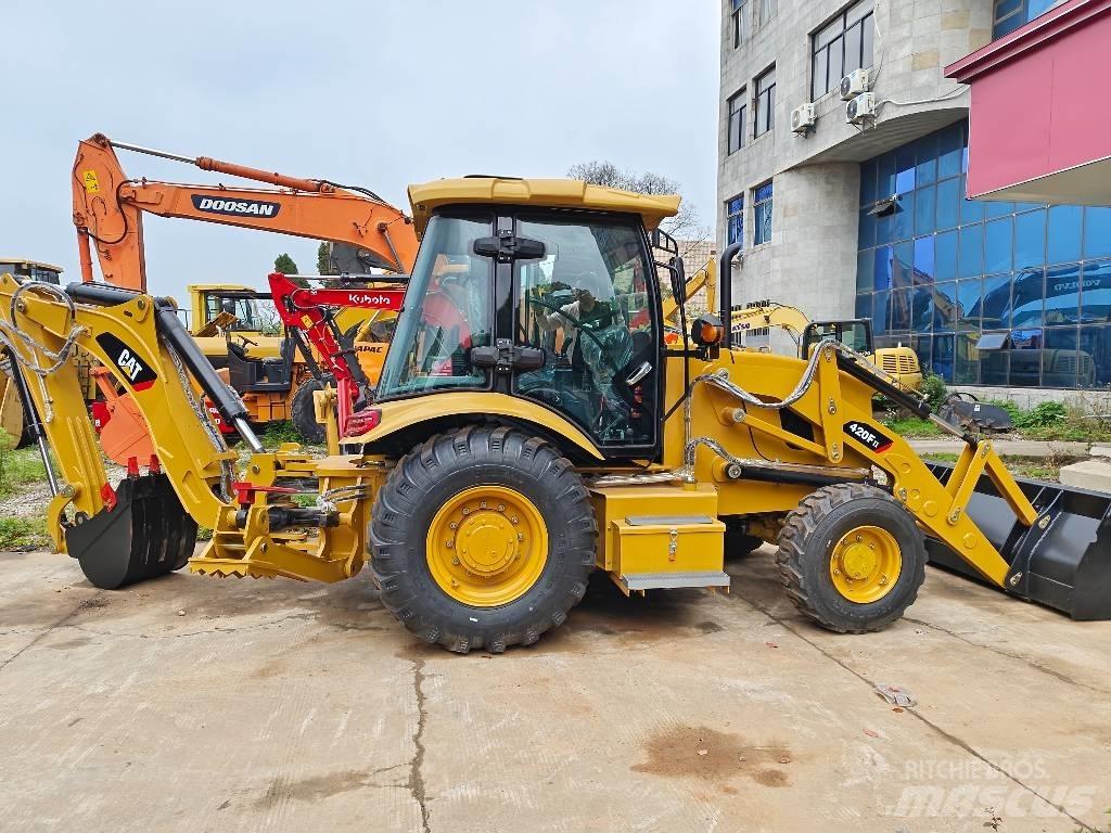 CAT 420 F Ekskavaatorlaadurid