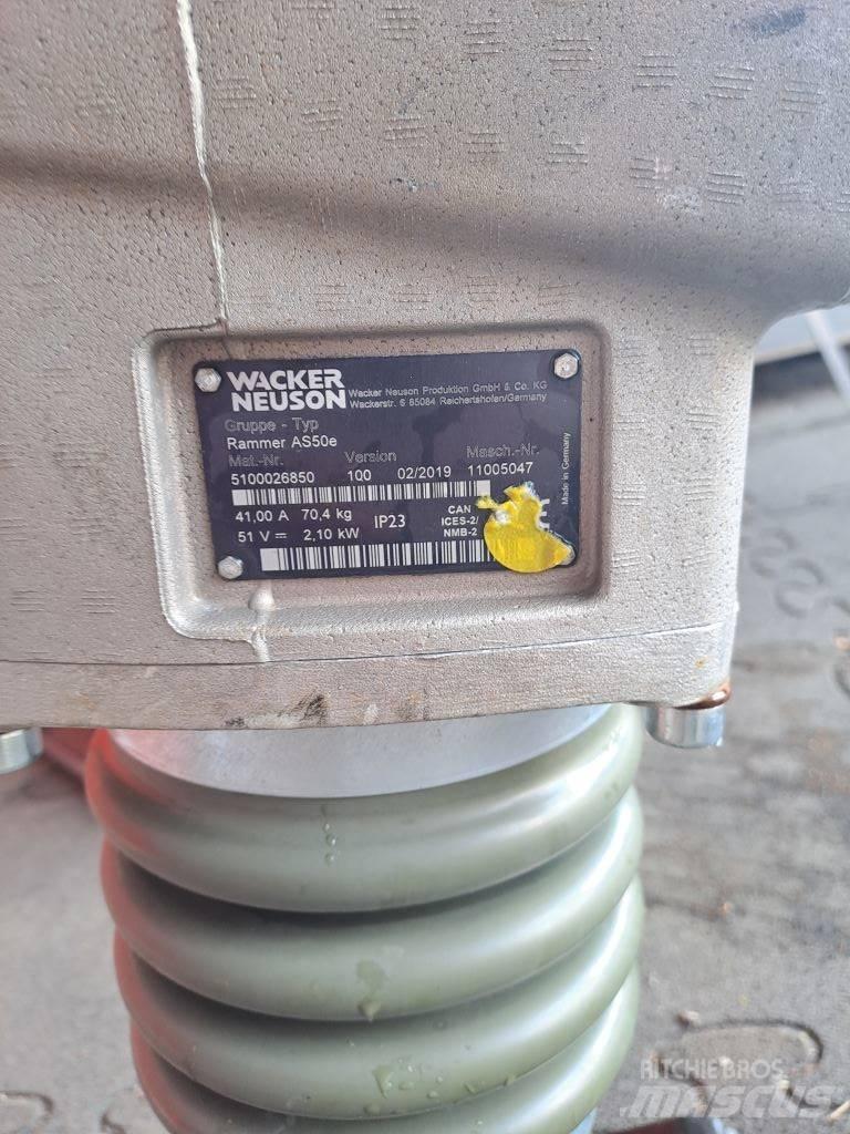 Wacker Neuson AS50e Vibroplaadid