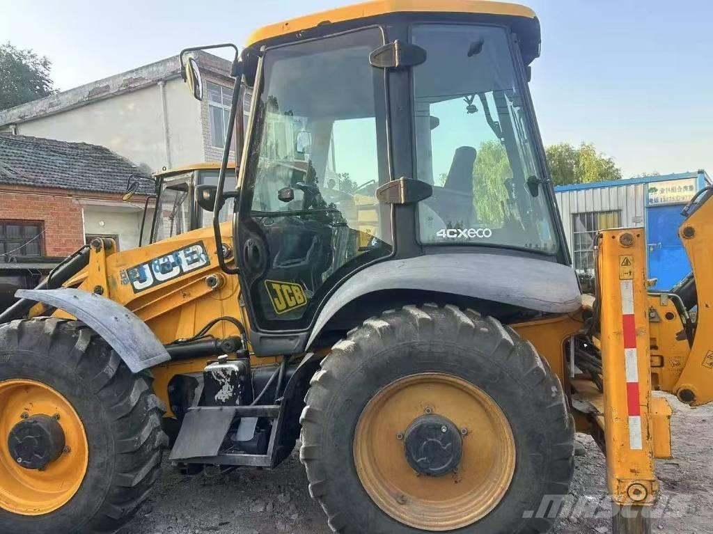 JCB 4CX Ekskavaatorlaadurid