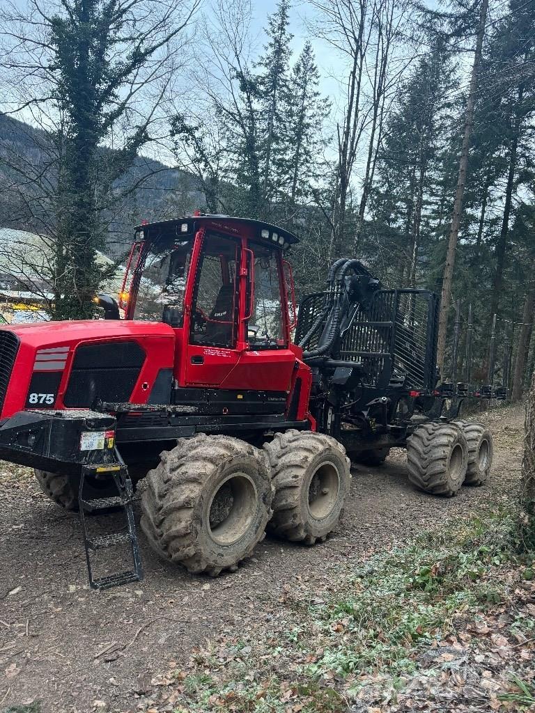 Komatsu 875 Forwarderid