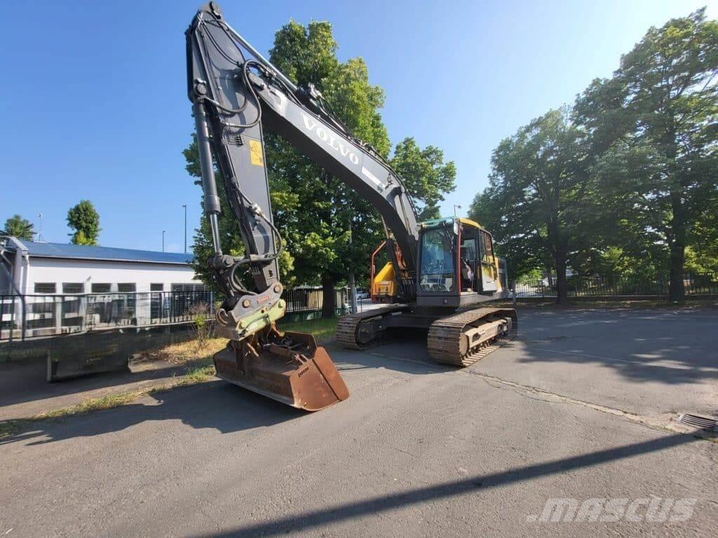 Volvo EC220EL Roomikekskavaatorid