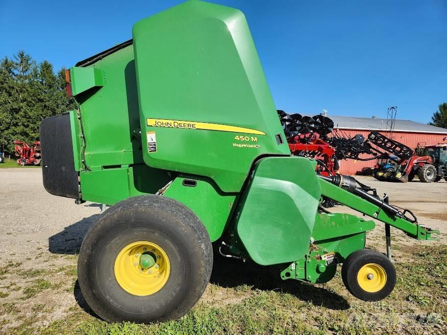 John Deere 450 M Ruloonpressid