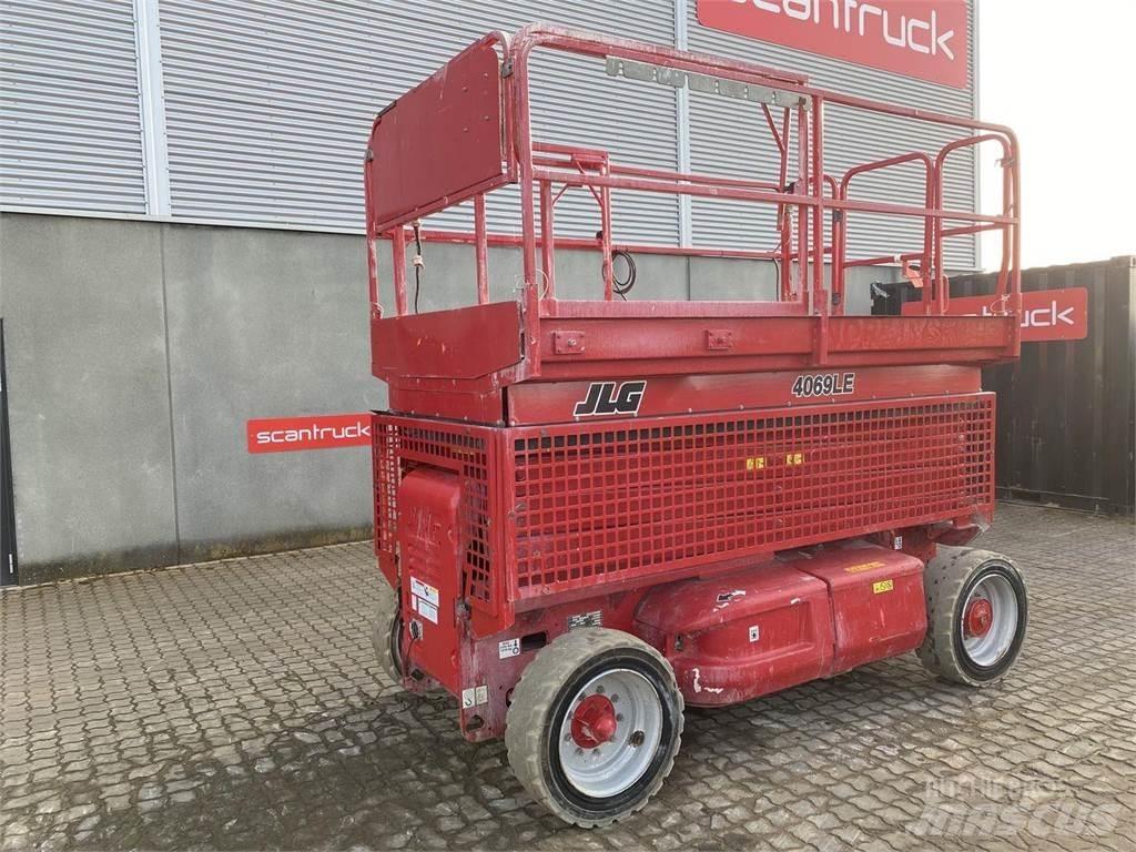 JLG 4069ERT Käärtõstukid