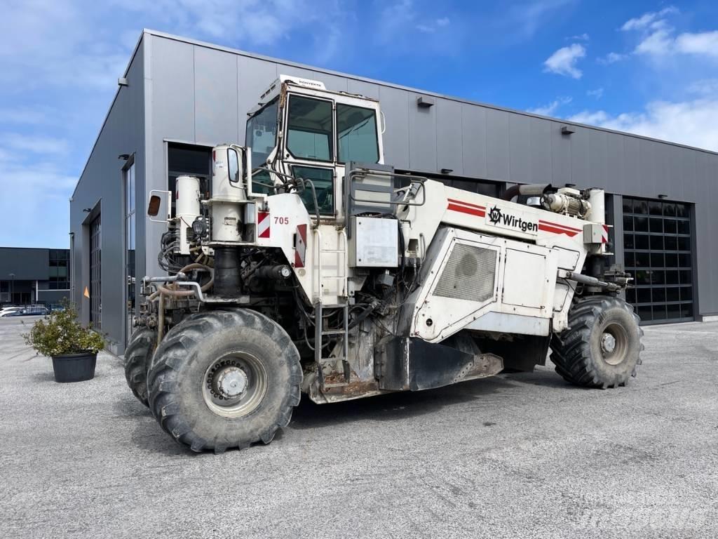 Wirtgen WR2500 Asfaldi taaskasutuse masinad