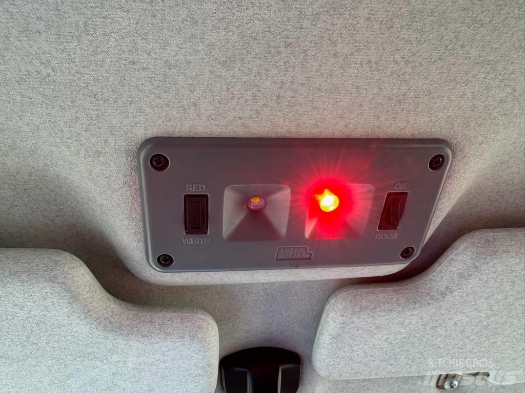 Land Rover Defender Sõiduautod