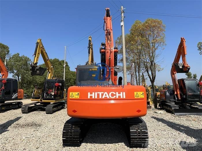 Hitachi ZX 120 Roomikekskavaatorid