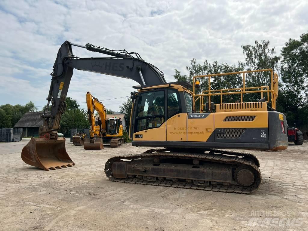 Volvo EC 250 D L Roomikekskavaatorid
