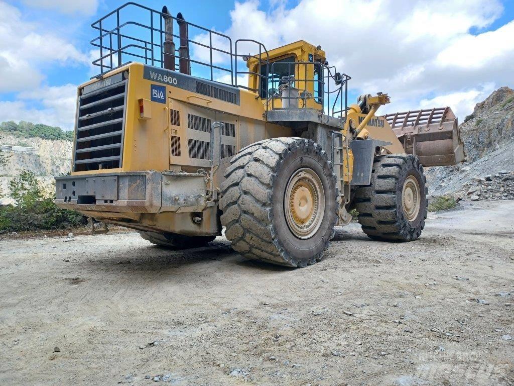 Komatsu WA800-3 Rataslaadurid