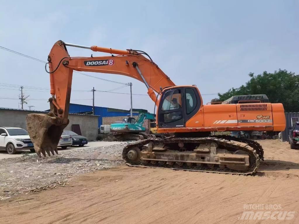 Doosan DX 500 LC Roomikekskavaatorid