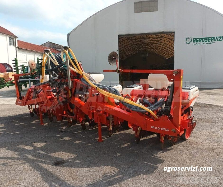 Kuhn maxima  8 F Täppiskülvikud
