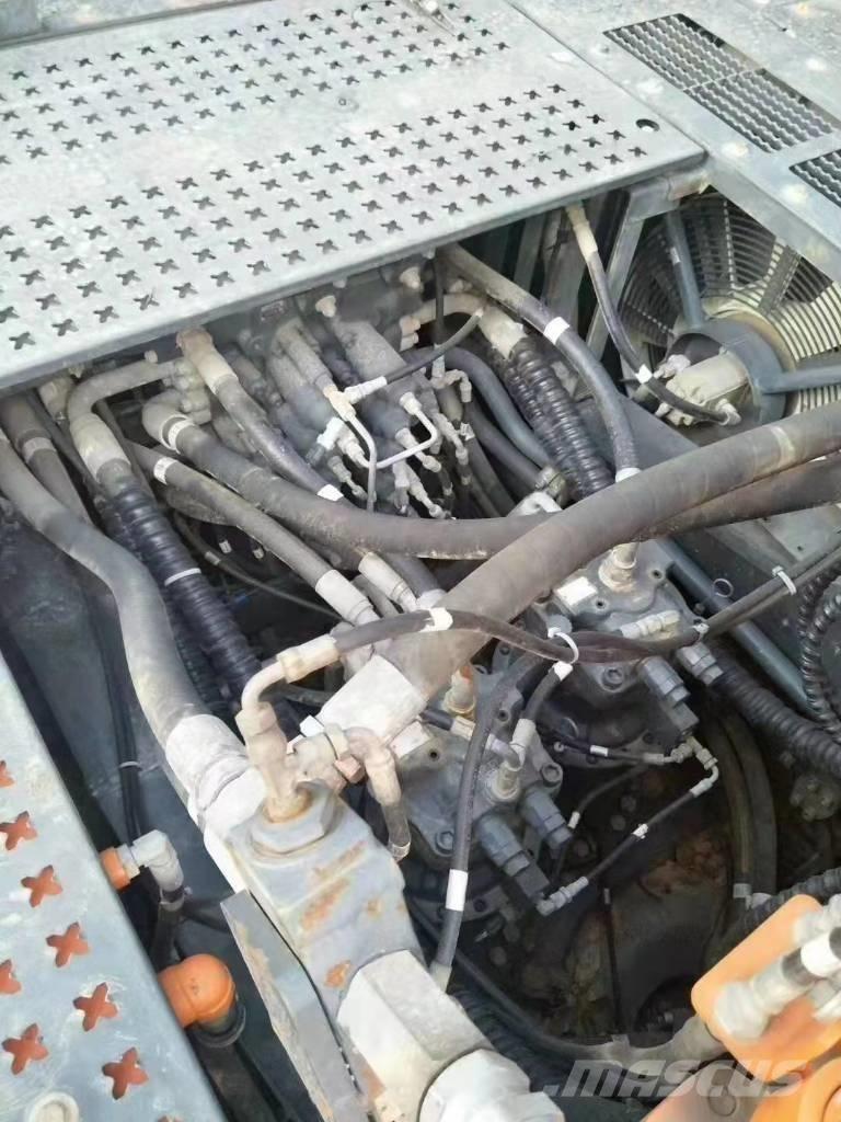 Doosan DX 530 LC-5 Roomikekskavaatorid