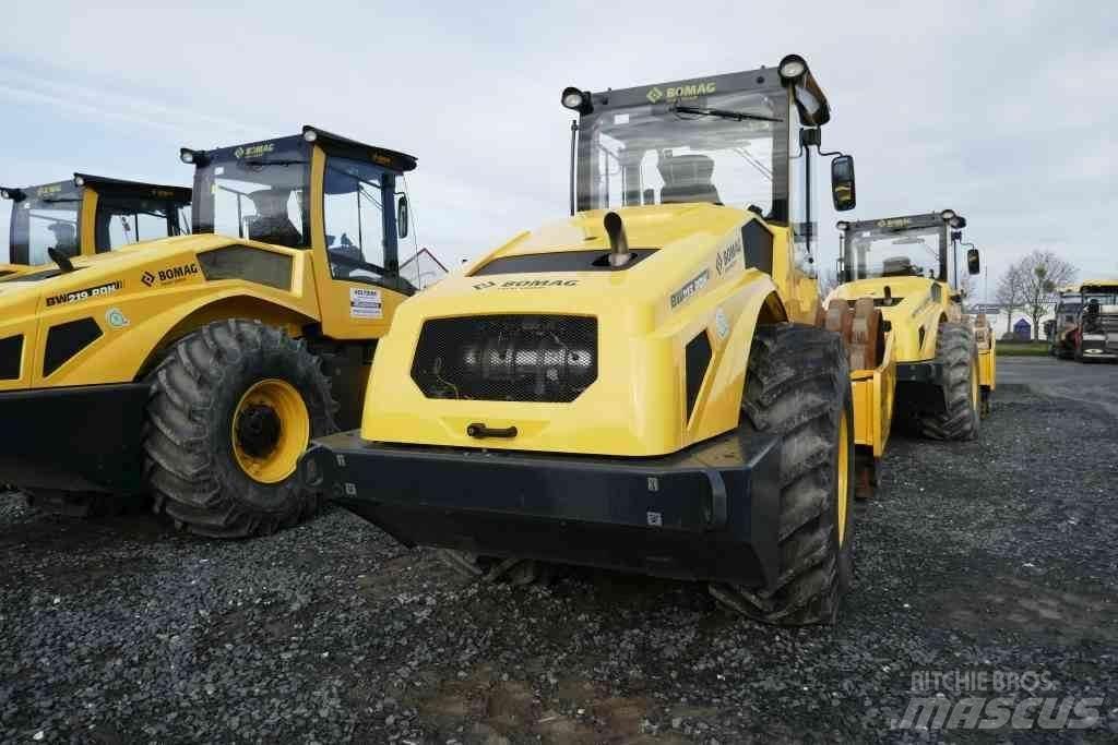 Bomag BW 213 PDH-5 Pinnasetihendajad