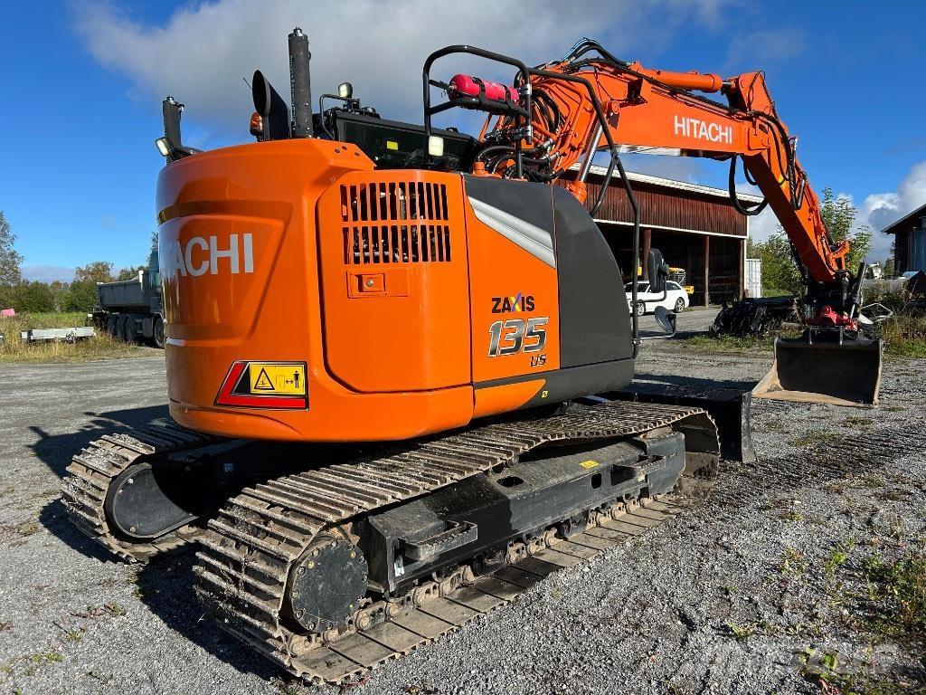 Hitachi ZX 135 US-7 Roomikekskavaatorid