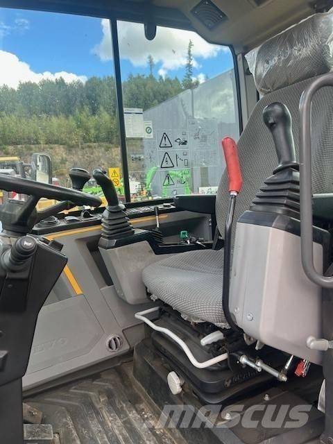 Volvo EW 60 E Ratasekskavaatorid