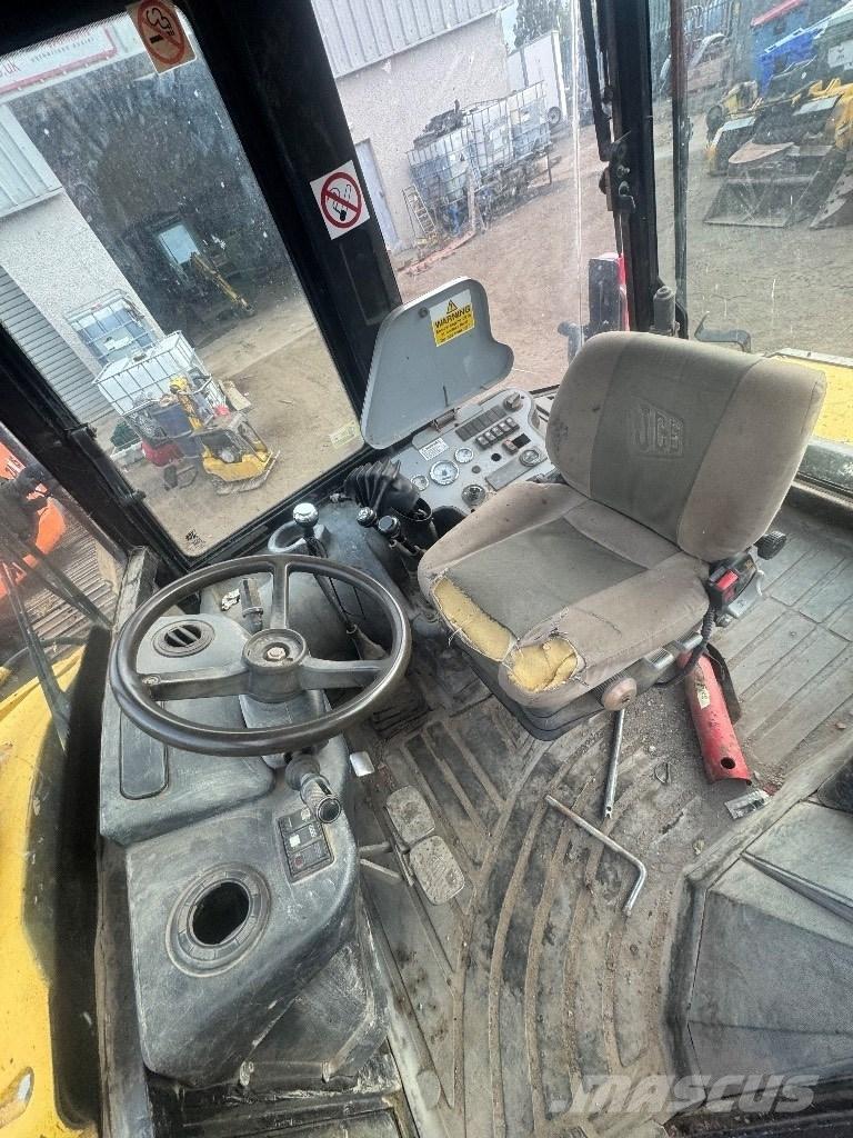 JCB 2 CX Airmaster Rataslaadurid