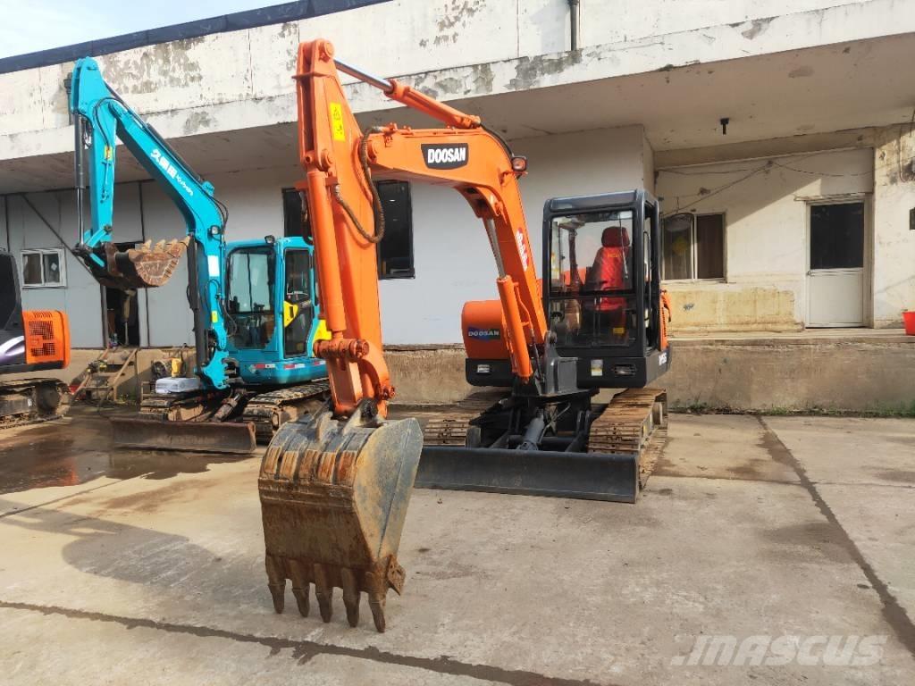 Doosan DH55 Miniekskavaatorid < 7 t