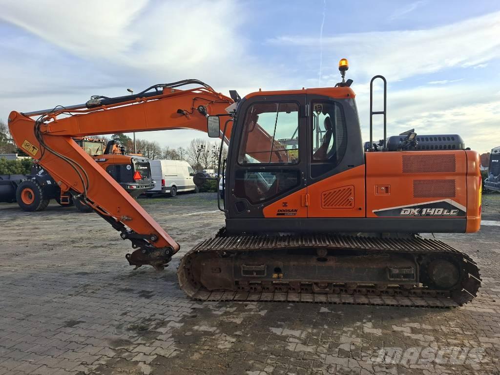 Doosan DX140LC-7 Roomikekskavaatorid