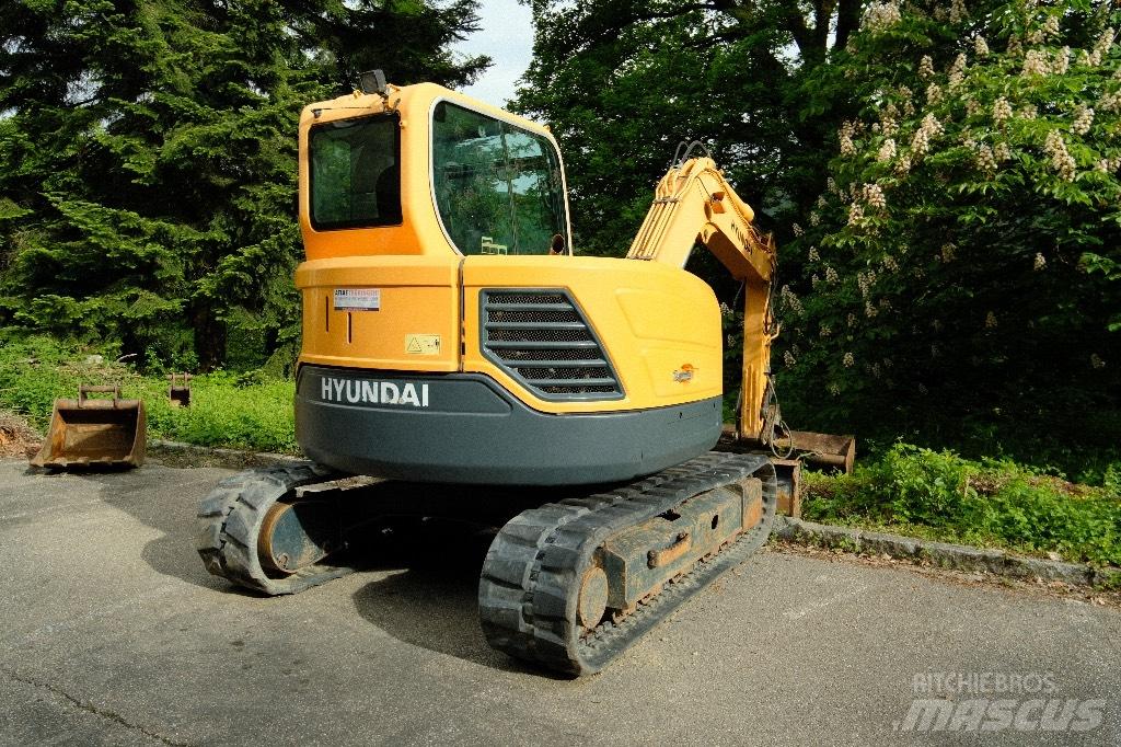 Hyundai R80CR-9 Väikeekskavaatorid 7t-12t