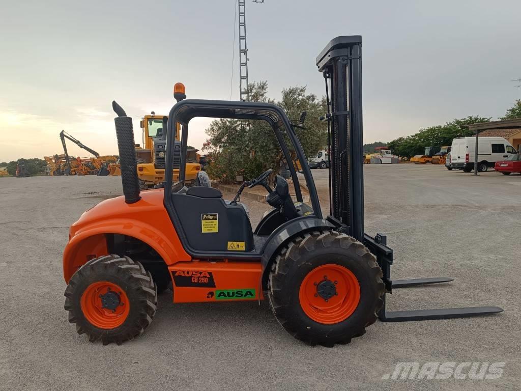 Ausa CH 250 X4 Maastikutõstukid